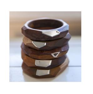 Bracelets en bois imperméables faits à la main pour femmes, finition lisse, bijoux ethniques personnalisables, accessoire pour cadeaux d'affaires, boutique - Product Image 2