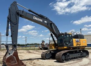 Excavatrices John Deere E330 d'occasion à bas prix avec moteur, pompe et boîte de vitesses - faible consommation de carburant - à vendre - Product Image 6