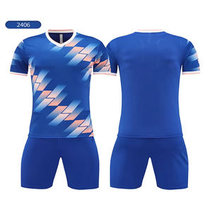Uniforme de football à manches courtes pour hommes vente en gros uniforme de maillot de football respirant avec logo personnalisable vente en gros - Product Image 1