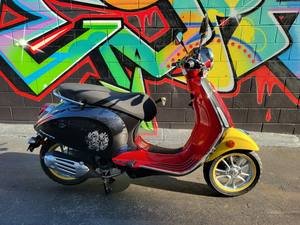 Esclusiva Offerta: Nuova Vespa Primavera 50 Disney Mickey Mouse Edition 2026 - <span class=keywords><strong>Moto</strong></span> Fuoristrada Pronta per la Spedizione in Tutto il Mondo - Product Image 4