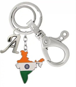 Porte-clés en métal élégant et tendance pour l'exportation - Cadeau écologique et durable pour hommes, femmes, anniversaires, promotions commerciales - Product Image 5