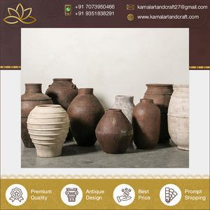 Maceta de Terracota Vintage Malih, Hecha a Mano, de Kamal Art and Craft, Color Blanco Tierra, 48x48x56 cm, para Uso en Interiores, 18.7 kg - Product Image 4