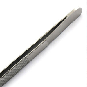 Pinzas quirúrgicas Meriam de 16cm con punta dentada en ángulo de tejido blando - Product Image 3