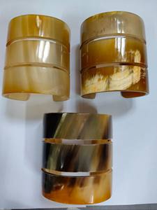 Bracelet en corne de buffle de la meilleure qualité, fait à la main, poli, design écologique, nouvelle arrivée, vente chaude, bijoux de couleur naturelle, naturel - Product Image 2