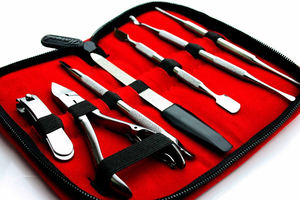 Best seller Pedicure Nail Tools Set 7 piezas de acero inoxidable con bolsa de PU al por mayor de bajo precio proveedor Pakistán - Product Image 4