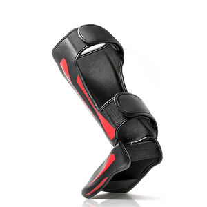 Protège-tibia professionnel en cuir avec impression de logo personnalisé vente en gros de protège-tibias de la meilleure qualité - Product Image 2