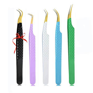 แหนบถอนขนตาสแตนเลสมืออาชีพเครื่องมือความงามเคลือบพลาสม่าสีฟ้าพร้อมเส้นใยปลายเอียงขนตา - Product Image 1