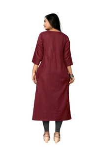 Crêpe Kurta pour femme avec coupe tendance Idéal pour les vêtements formels et décontractés Tissu doux et design élégant du fournisseur indien - Product Image 3