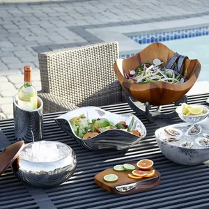 Bol en céramique moderne fait main, centre de table décoratif avec motif végétal pour tables basses de luxe, bordure en pétales, sûr, élégant et plaqué. - Product Image 3