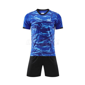 ชุดฟุตบอลคุณภาพสูง,ชุดฟุตบอลน้ำหนักเบาผลิตจากโพลีเอสเตอร์ - Product Image 1