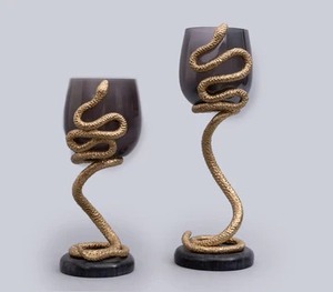 Superbe porte-bougie en forme de serpent le plus attrayant idéal pour la décoration de la table à manger du salon et de la pièce maîtresse - Product Image 3