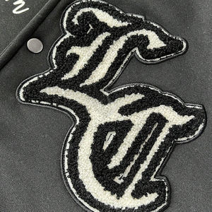 Vente en gros de flanelle décontractée et confortable sur mesure facile à porter avec veste d'université de baseball brodée pour hommes - Product Image 6