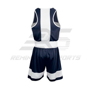 ชุดออกกำลังกายขาสั้นแบบปักโลโก้ - Product Image 2