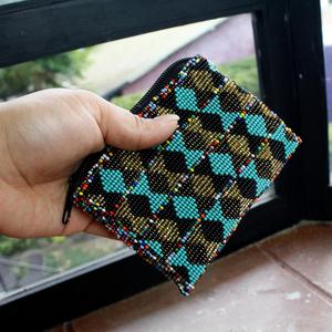 Monedero de Diseño Étnico de la Mejor Calidad, Hecho a Mano con Cuentas, con Bolsillo Compacto con Cremallera para Monedas y Efectivo para Mujer, Precio al por Mayor - Product Image 6