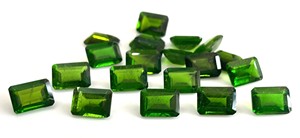 โครเมียมไดออปไซด์4x6มม. รูปแปดเหลี่ยมตัดเหลี่ยมเพชรพลอยโครเมี่ยมหลวมไดออพไซด์แปดเหลี่ยมตัดคุณภาพสูง - Product Image 3