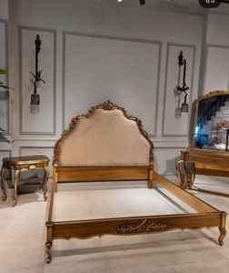 Cama King Size de Madera Tallada a Mano, Estructura de Cama de Madera Hecha a Mano de Lujo con Pie de Cama, Muebles Sólidos de Primera Calidad - Product Image 5