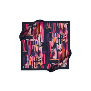 Pañuelo cuadrado de poliéster azul marino con estampado abstracto - Product Image 2