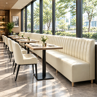 Ensemble de banquettes en cuir capitonnées de luxe pour hôtel et restaurant, avec table et chaises commerciales