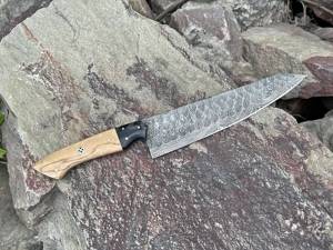 Couteau de chef en acier Damas fait à la main avec manche en bois haute qualité 8 pouces ambidextre cadeau parfait pour elle et lui - Product Image 6