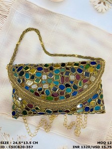 Sac de soirée artisanal de créateur sophistiqué avec broderie de perles en pierre de cristal pour événements spéciaux - Product Image 6