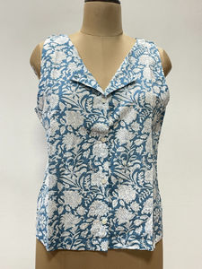 Blusa de Verano con Estampado Floral, Cuello en V y Botones Delanteros - Blusa de Algodón para Mujer - Product Image 2