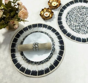 Set de table et chemin de table en perles de verre rondes dorées royales pour une salle à manger élégante, une décoration de mariage et des décorations de table festives - Product Image 6