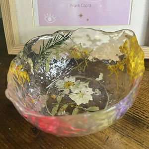 Bol décoratif en résine florale avec un design de fleur élégant Centre de table élégant pour la maison, le salon, la cuisine et la décoration de cadeaux - Product Image 1