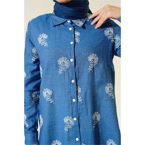 Chemise Brodée Look Denim Bleu - Product Image 1