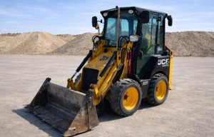 Retroexcavadora Compacta Multiusos 4x4 JCB 1CX |   Miniexcavadora retroexcavadora de ruedas hidráulica JCB 1CX diésel para contratistas - Product Image 4