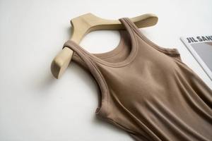 Women's Cotton With Cups Solid color Female Slim Sleeveless Casual <b>Vest</b> Solid Color Crop Lower Cut <b>Top</b> For Ladies - Product Image 5