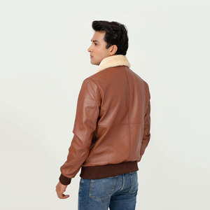 Chaqueta de Cuero Vintage con Forro de Borrego para Invierno, Estilo Urbano, Impermeable, Diseño Personalizado, Cuello Alto, Frente de Piel - Product Image 5