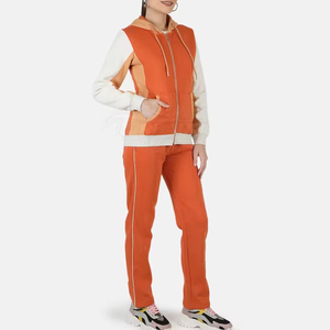 Conjunto Deportivo Personalizado para Mujer, Chándal, Conjunto de Jogger para Mujer, Ropa Deportiva para Mujer - Product Image 3