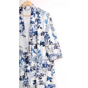 Veste kimono pour femme en coton biologique 100% - Fabriquée à la main - Quilted Kantha - Tissu tricoté écologique - Fermeture à ceinture - Product Image 3