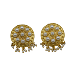 Hermoso diseño chapado en oro nácar piedra Stud pendiente latón Material diseñador joyería para mujeres y niñas - Product Image 1