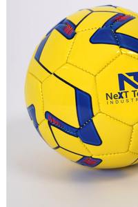 Balón de entrenamiento de fútbol de Next Tech Industries, material de PU para fines de entrenamiento con diseño personalizado y logotipo personalizado - Product Image 4