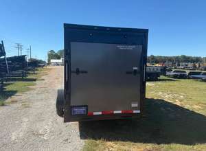 Remolque de Carga Cerrado de 6X12 con Capacidad de Carga de 7000 lb para Contratistas y Empacadores que Necesitan Seguridad, Compacto, Resistente y Fácil de Remolcar - Product Image 5