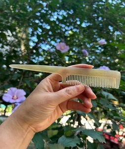 Peignes en corne de buffle de haute qualité, produits populaires, poignée en corne, taux de réapprovisionnement de f s international - Product Image 3