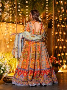 Vestido Anarkali Estampado Multicolor con Dupatta para Fiestas y Bodas - Product Image 2