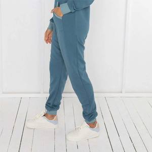 Onesie en polaire pour femmes personnalisé OEM Premium-confortable et chaud-idéal pour les nuits d'hiver et la détente - Product Image 6