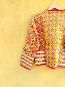 Veste en coton style kimono matelassée réversible à motifs floraux imprimés à la main en Inde pour femmes, toutes saisons, décontractée, boutonnée - Product Image 6