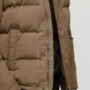 Manteaux en duvet d'hiver coupe-vent à capuche épais et chauds pour hommes Veste matelassée à fermeture éclair en coton matelassé avec logo personnalisé pour hommes - Product Image 6