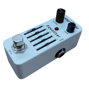 Serie de pedales MINI – BEQ mejora el tono de la guitarra bajo con compensación de frecuencia mejorada, interruptor de ganancia y control de volumen maestro. De - Product Image 2