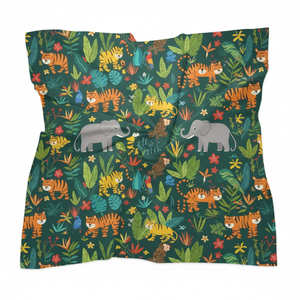 Impression de foulards personnalisés sur tissu avec service de marque privée pour la publicité et la promotion de la marque de détail - Product Image 1