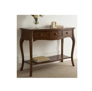 Table console minimaliste en bois de chêne avec pieds cylindriques en métal doré, conçue pour les intérieurs contemporains - Product Image 4