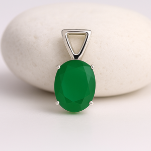 Collar con Colgante Minimalista de Plata de Ley 925 con Ónice Verde Corte Ovalado de 15x7mm con Baño de Rodio para Uso Diario, Regalo - Product Image 3