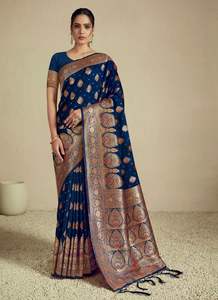 Saree en soie royale et riche de Banarasi en vente en ligne - Product Image 3