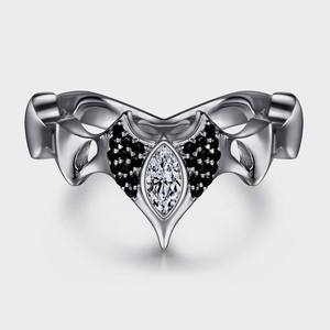 Joyería de piedras preciosas de topacio blanco para mujer, anillo de estilo bohemio de plata, joyería de plata de ley 925, anillo hecho a mano de tendencia, Regalo para mamá - Product Image 1