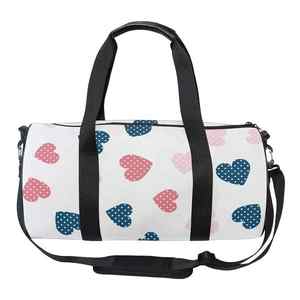 Grands sacs de sport imprimés sur mesure avec bandoulières sac à dos de sport en nylon imperméable pour les sports de plein air et la randonnée - Product Image 5