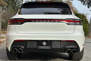 Macan S 2024, Motor V6 Twin-Turbo de 375 hp, Equipamiento Completo, Sin Modificaciones - Product Image 4