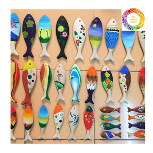 Figura de pez pintada a mano, juguete de madera, escultura de madera de pez para exhibición de habitación de niños o tema náutico, decoración costera para el hogar - Product Image 6